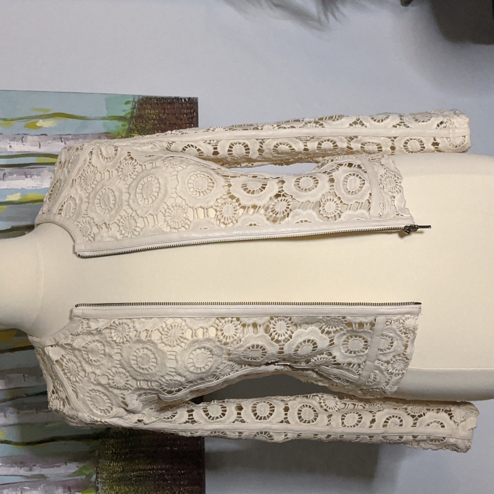 Bagatelle Exquisite Ivory Lace w Real Ivory Leather Trim Fitted Jacket M nwot